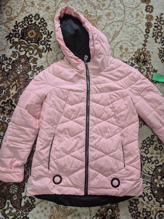 Продам куртка на девочку