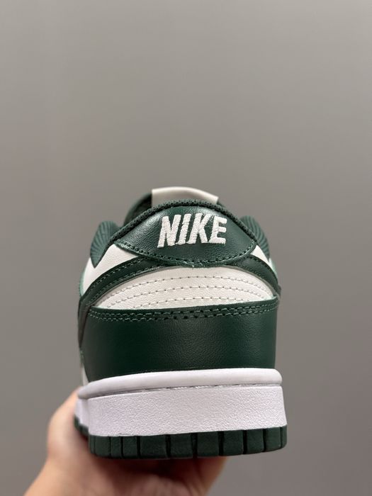 кроссовки Nike Dunk Low “Michigan State” (White / Green).