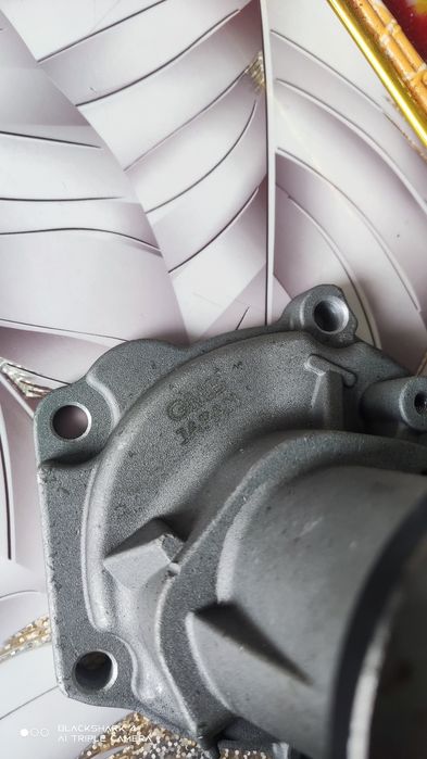 Продам помпу охлаждения GMB JAPAM