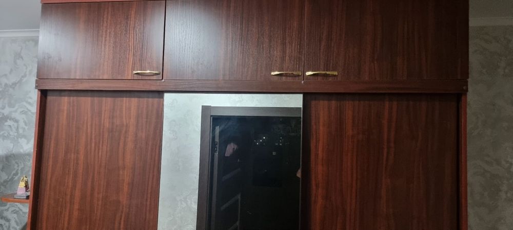 Продам шкаф-прихожую