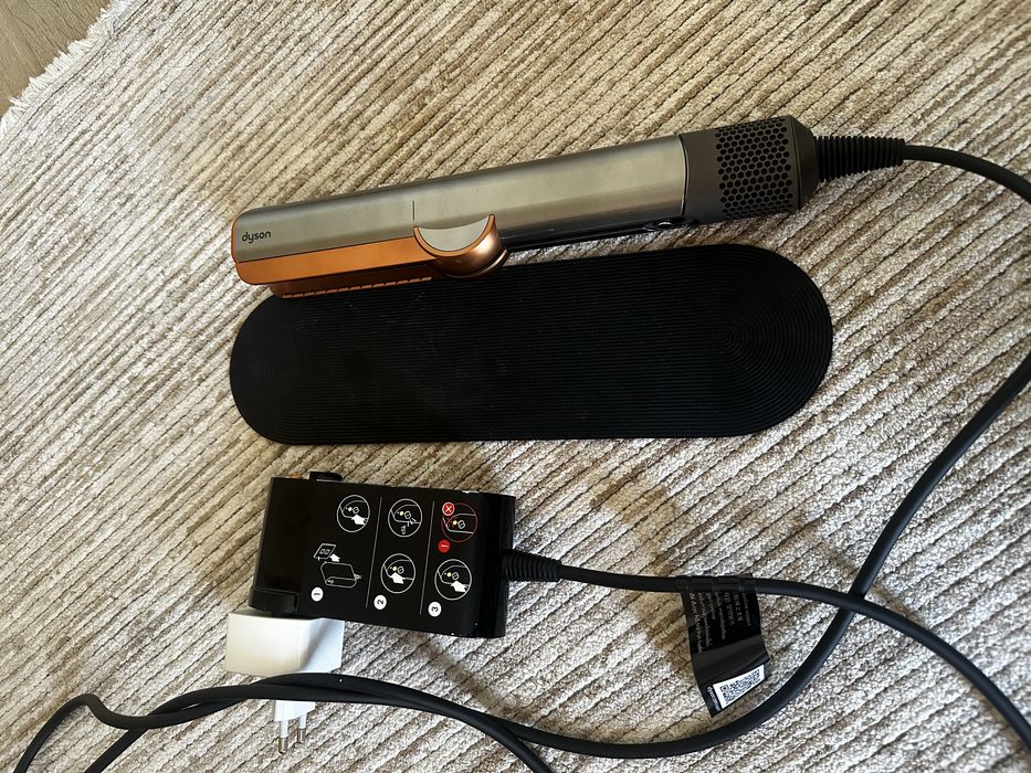 Dyson HT01 original