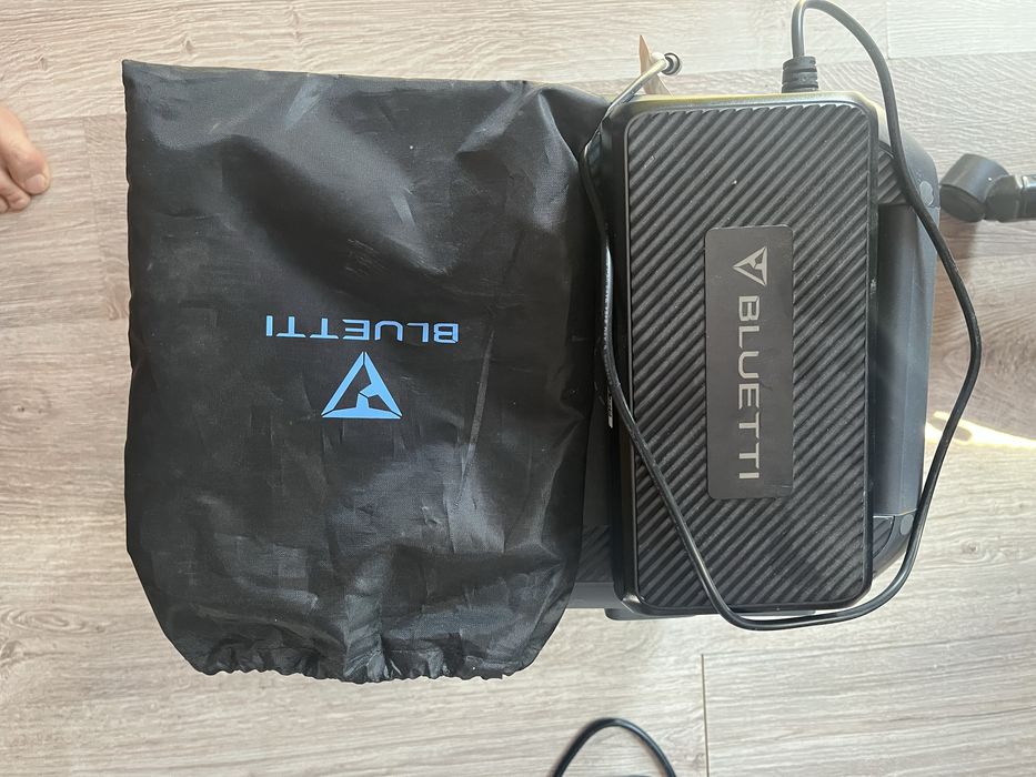 Bluetti  AC200MAX 2200W 2048Wh Зарядна станция