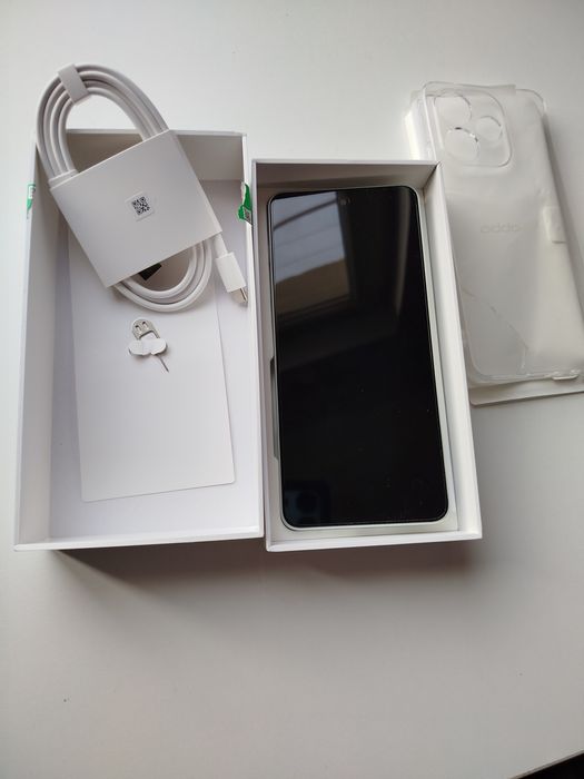 Oppo A5 Pro 5 G nou în cutie