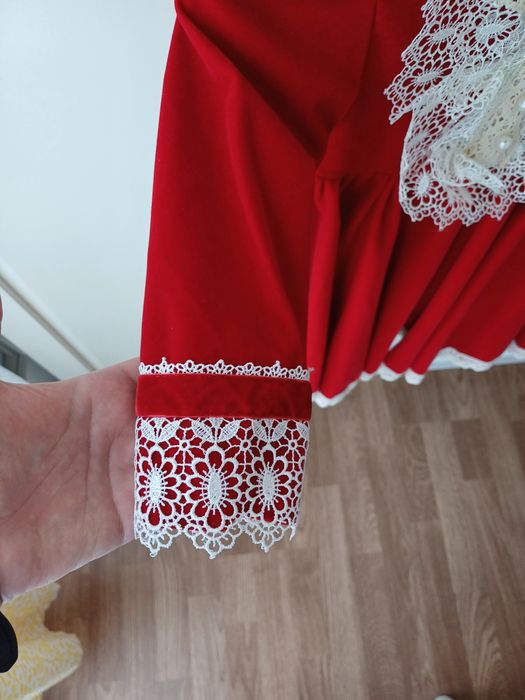 Rochie catifea fetita
