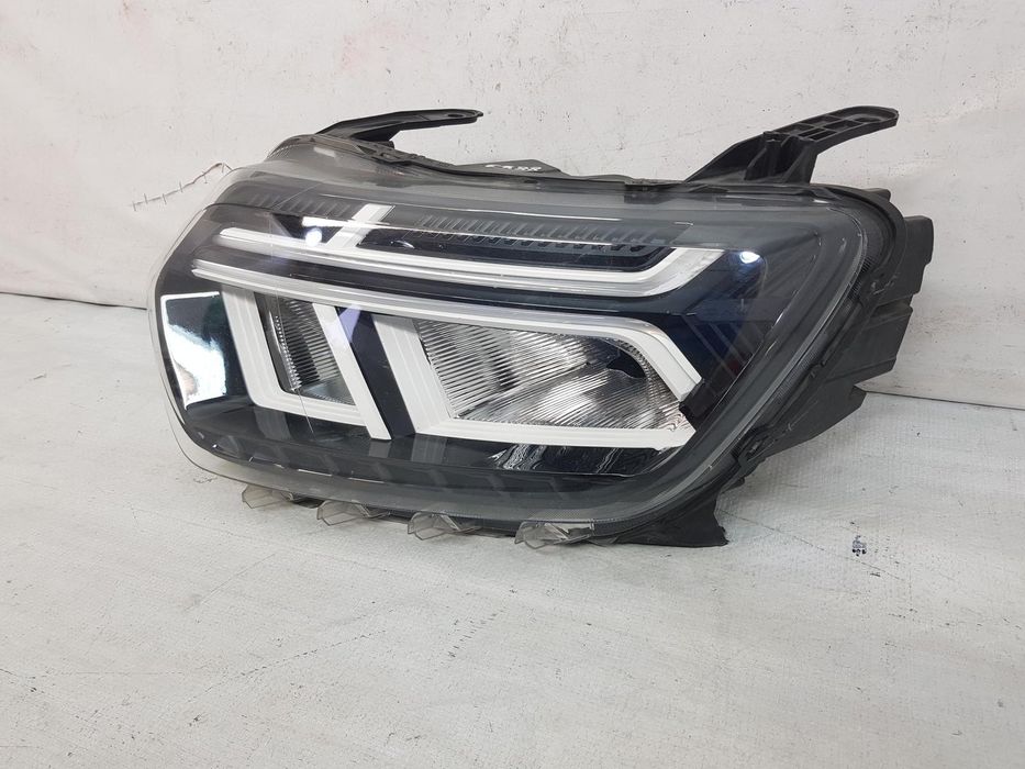 Far stanga full led Dacia Duster 2 facelift dupa 2022