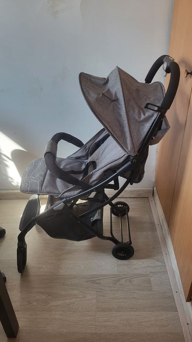 Продам коляску, складную