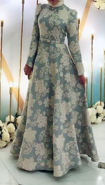 Платье идеально сшитое из тафты