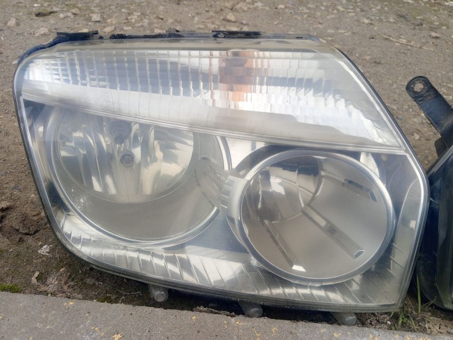 Фары  Рено дастер