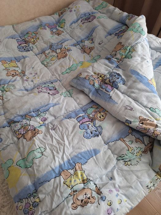 Одеяло двухспальное и подушки