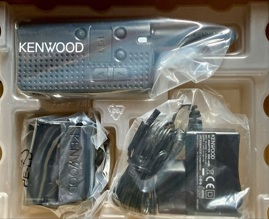 Set 2 buc Statii Walkie Talkie Kenwood PKT 23