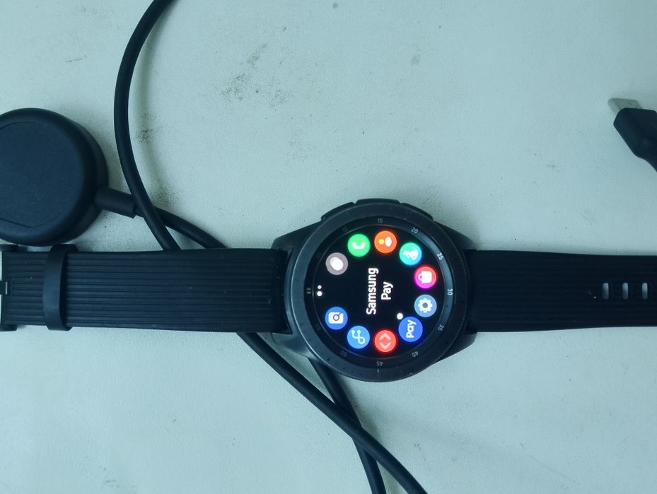 Продам Galaxy watch 4
