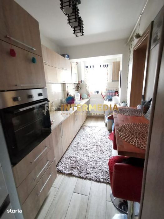 Apartament 3 camere CETATE Bulevard Etaj3 Renovat Total Mobilat Beci P