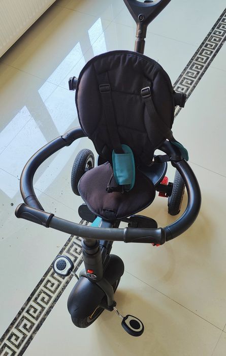 Tricicleta Play cu poziție de somn