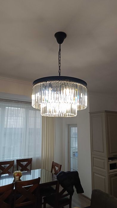 Люстра в современном исполнении