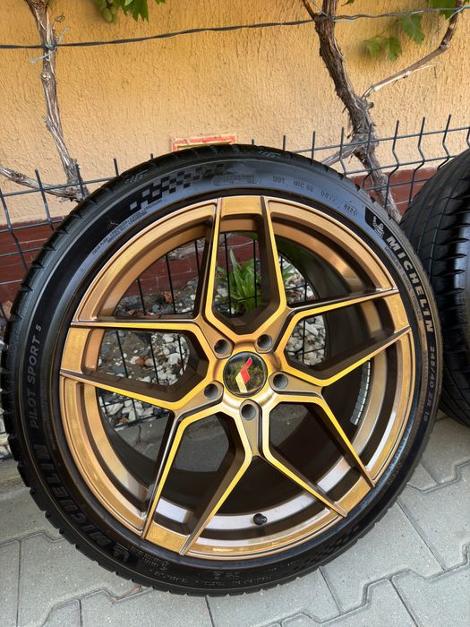Jante 5 x 112 R18 Japan Racing JR34 cu anvelope Michelin