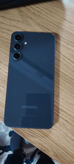 Самсунг s23 fe сотилади.