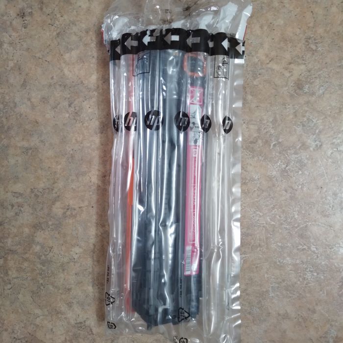 Картридж для принтера HP, 125А пурпурный.