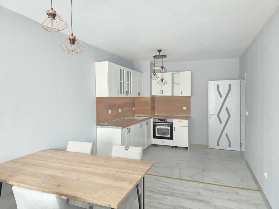 Продава се Двустаен апартамент в Пловдив, Гагарин - 72 кв.м за 832 €/кв.м - Снимка #2