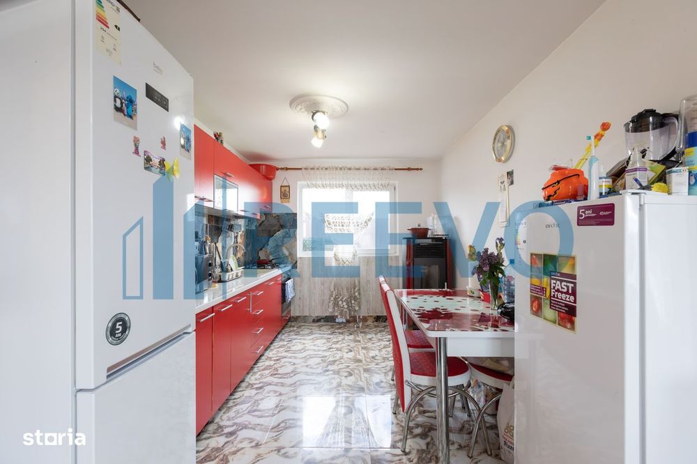 Casă de vânzare Letea Veche | 735 mp teren