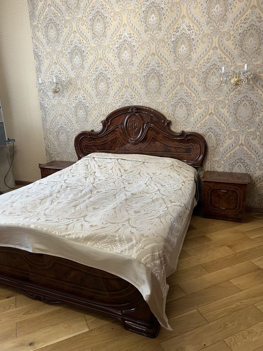 Спальный гарнитур б/у