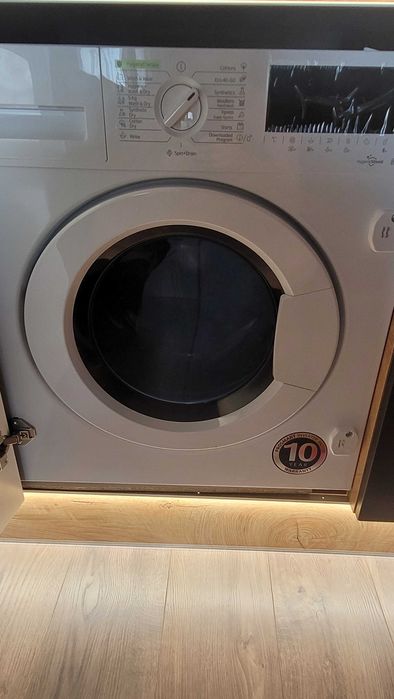 Пералня със сушилня за вграждане Beko HITV8736B0HT, Пране 8 кг, Сушене