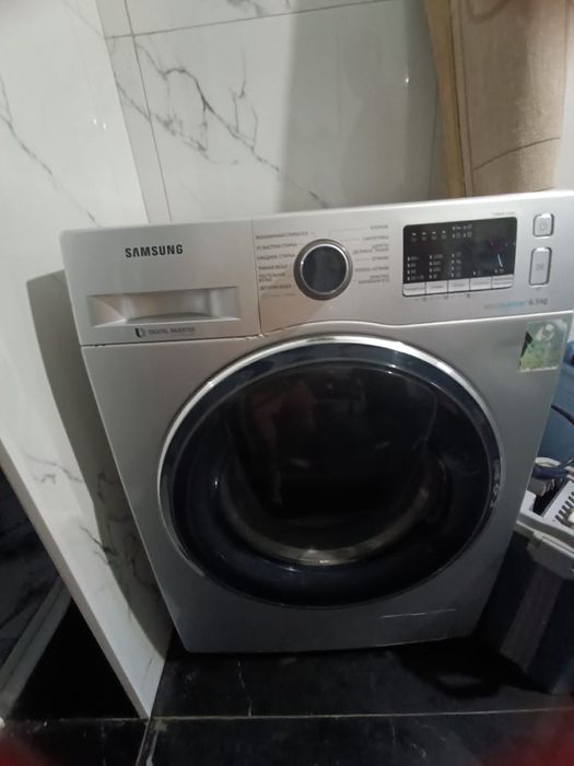 Продам стиральную машину