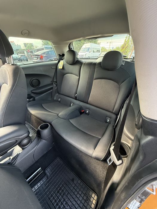 Mini Cooper one 1.5 автомат