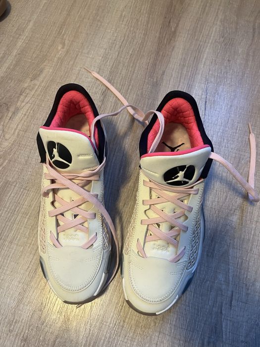 Nike si Jordan…6 perechi noi vand din colectie..nr 40