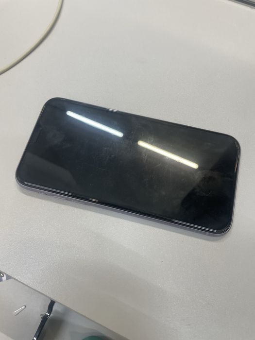 iphone 11 продам