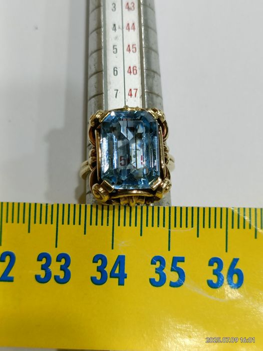 Vind inel din aur 14kt cu Topaz