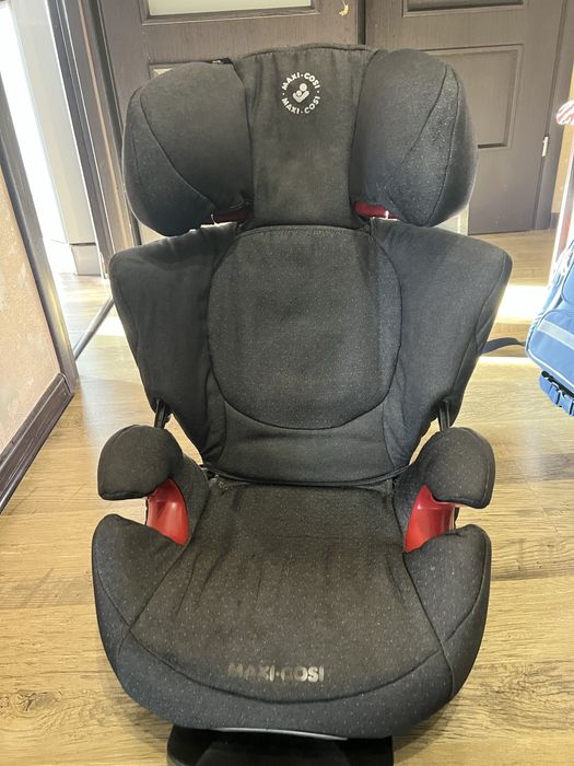 Детское автокресло maxi Cosi