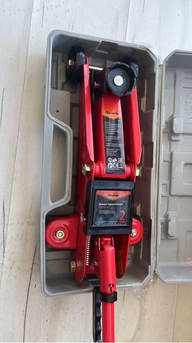 Гидровлический домкрат