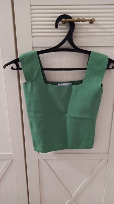 Джинсы и топы, разное