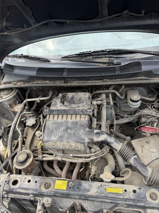 Тойота Ярис 1.0 vvt-i 68кс НА ЧАСТИ -