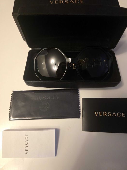 Оригинални слънчеви очила  Versace 4395