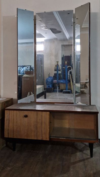 Продаётся Советская мебель