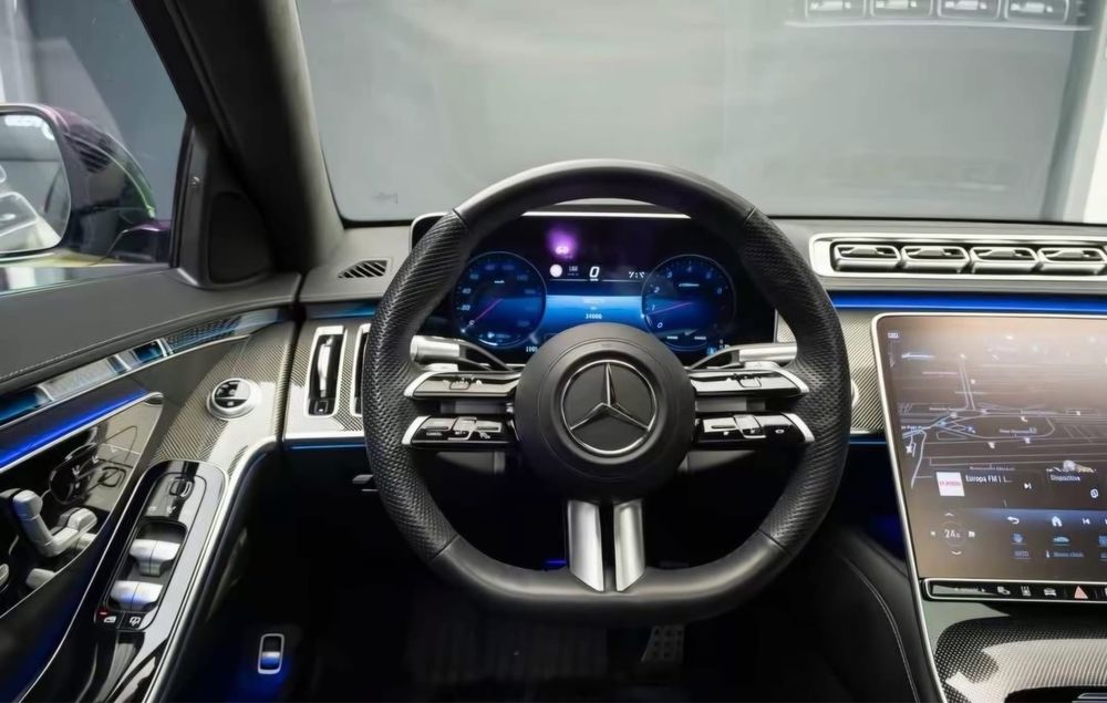 2023 Mercedes-Benz S 580 Long 4M V8 503 CP First Class TV