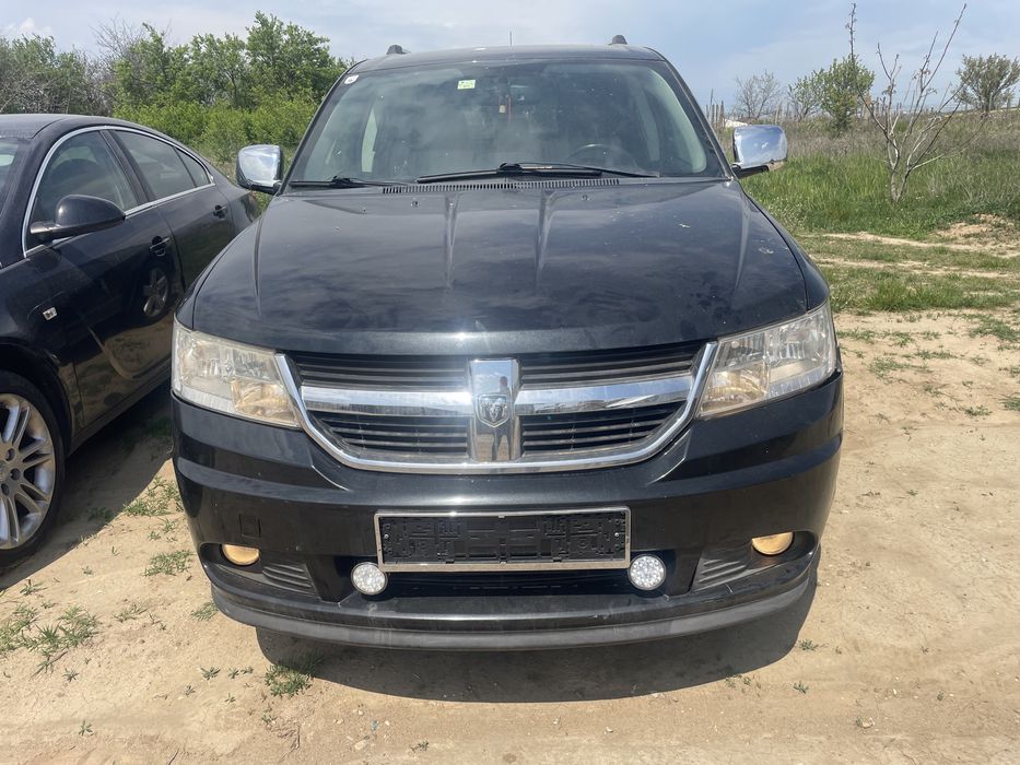 Dezmembrez Dodge journey 2.0 automat