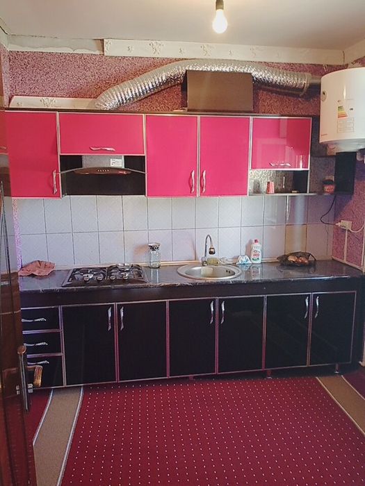 Уй сотилади !