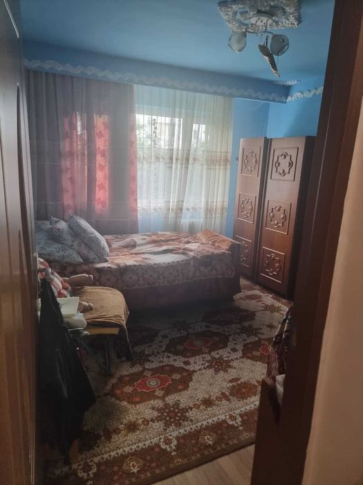 PF vindem apartament 2 camere str. Tulcea