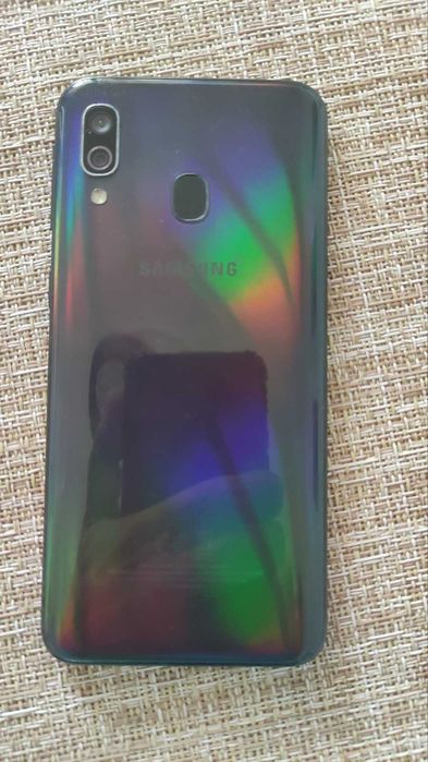 Samsung A40 4gb/64gb android 11