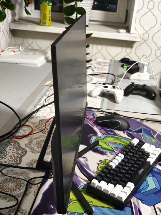 Монито Azerti 165hz