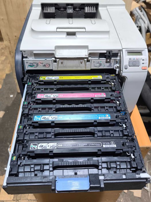 Принтер цветной лазерный А3 HP CP2025