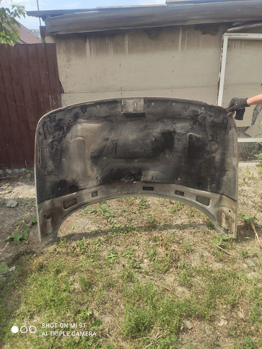 продам капот  ваз 2110