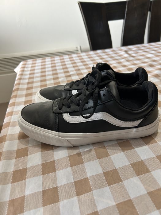 Оригинал кожени кецове Vans Old Skool