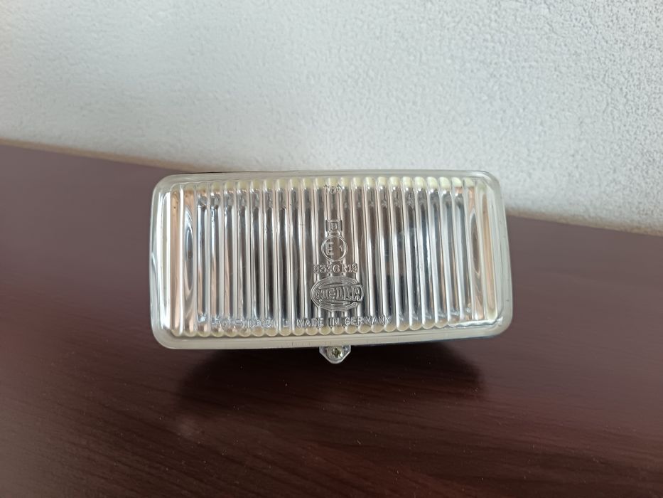 Proiector Hella  produs în Germania.