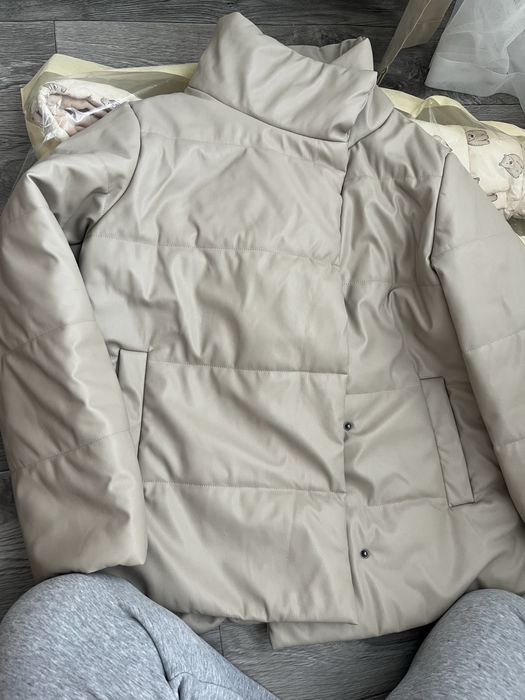 Демисезонная куртка