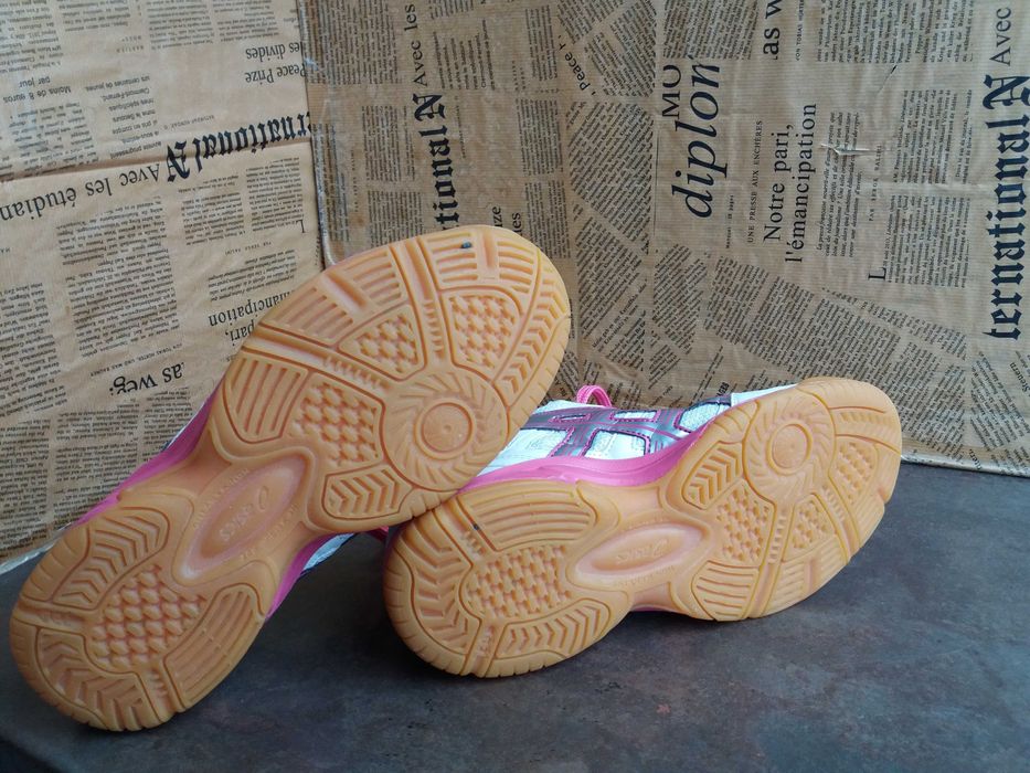 детски маратонки Asics,кецове,спортни обувки,асикс,ном.37,за момиче