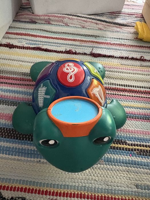 Детски музикални играчки