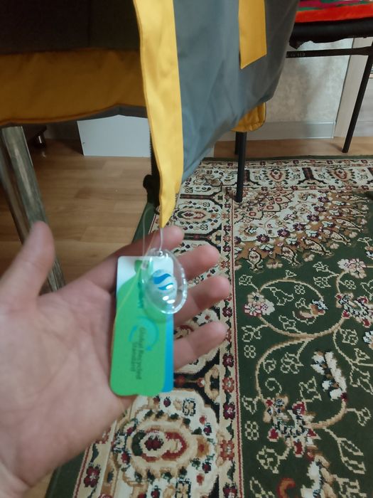 Куртка  Glovo Новая,